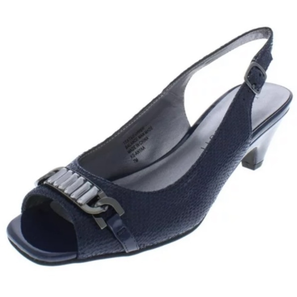NIB Karen Scott Anyaa Navy Blue Peep Toe Snakeskin Print Low Slingback Heels 6.5